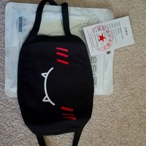 *FREE* NWT Cute Kitty Cloth Mask
